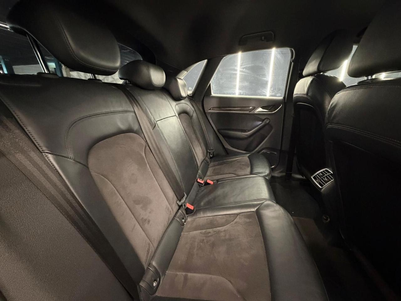 Audi Q3 RS 2.5 TFSI quattro S tronic-KM CERTIFICATI-PERMUTE-12 MESI GARANZIA