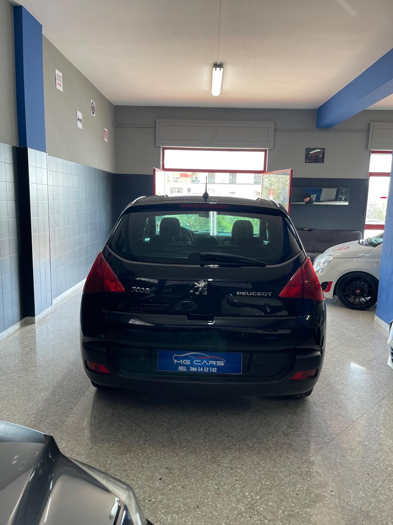 Peugeot 3008 1.6 HDi 115CV Business