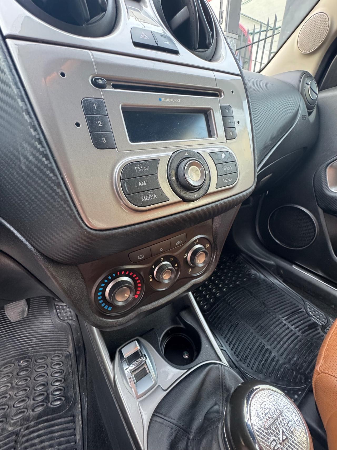 Alfa Romeo MiTo 1.4 78 CV Distinctive pelle Frau