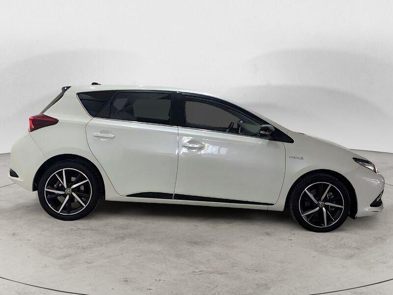 Toyota Auris 1.8 Hybrid Style
