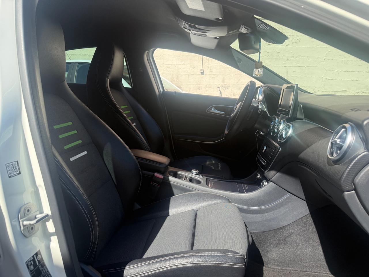 Mercedes Classe A 160d CAMBIO AUTOMATICO - 2017