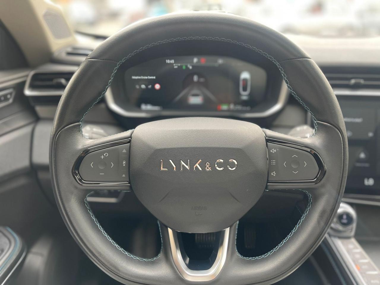 Lynk&co 01 PHEV