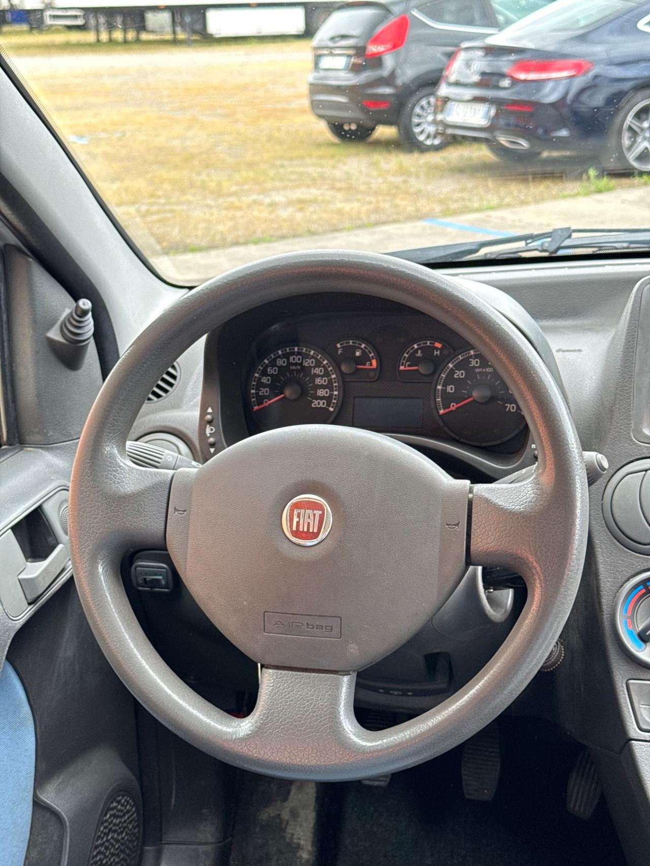 Fiat Panda 1.2 Dynamic si neopatentati