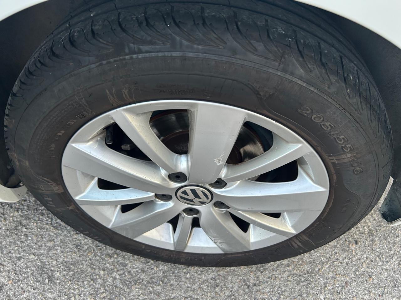 Volkswagen Golf 1.6 TDI DPF