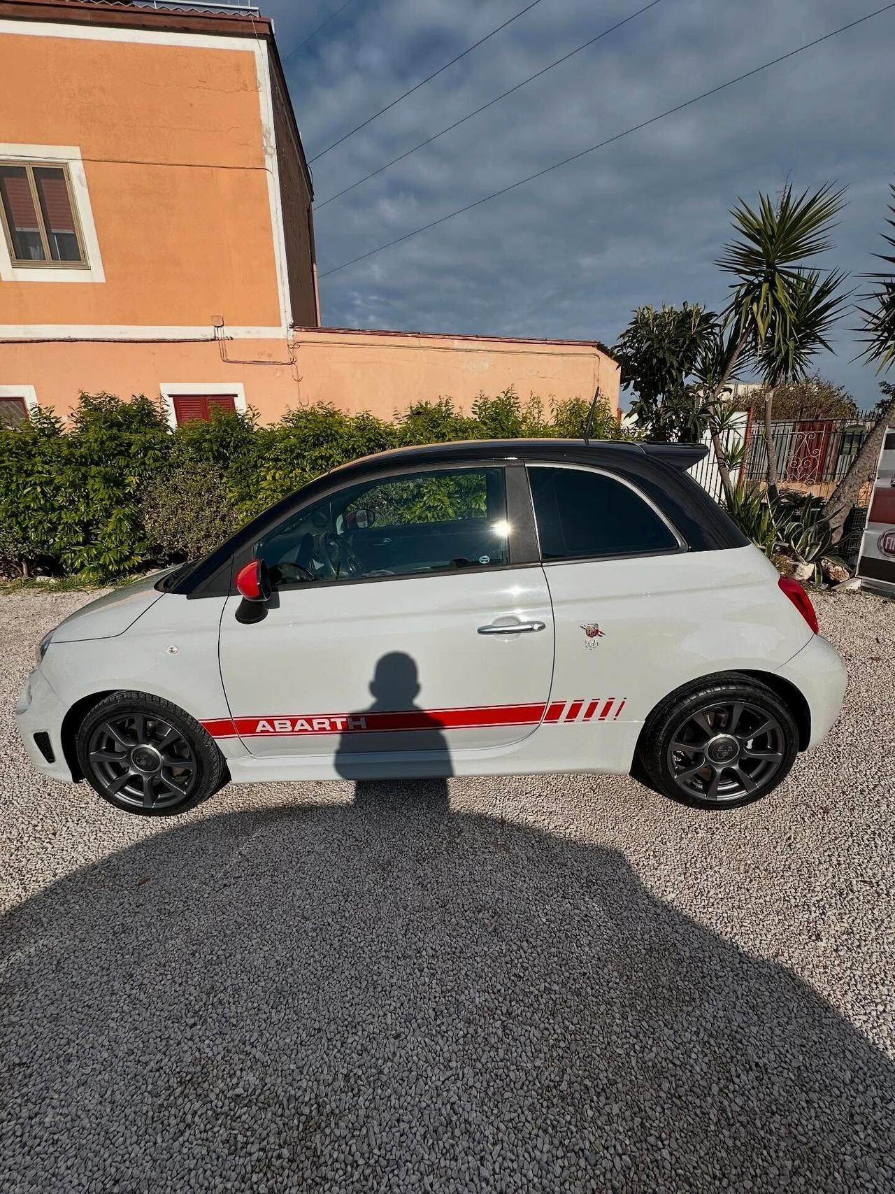 Abarth 595 1.4 Turbo T-Jet 145 CV