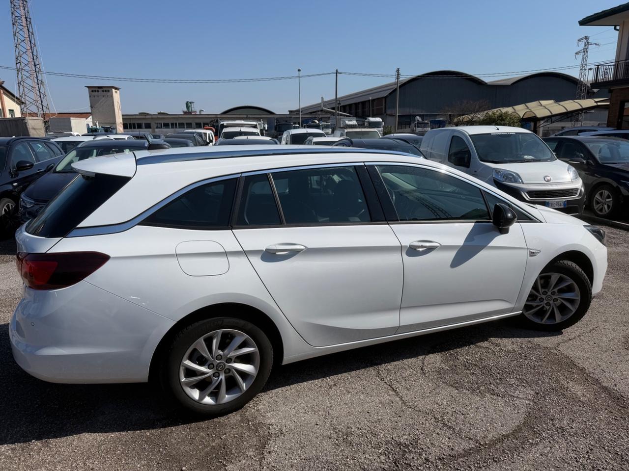 Opel Astra 1.5 CDTI 122 CV S&S Sports Tourer Ultimate