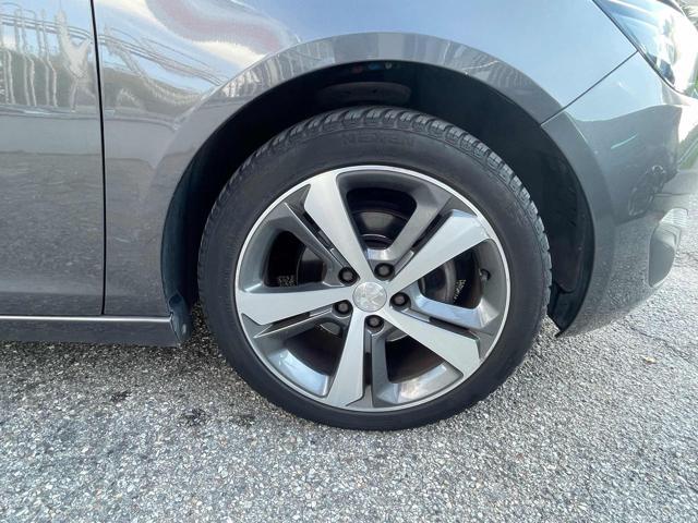 PEUGEOT 308 BlueHDi 120 S&S Allure