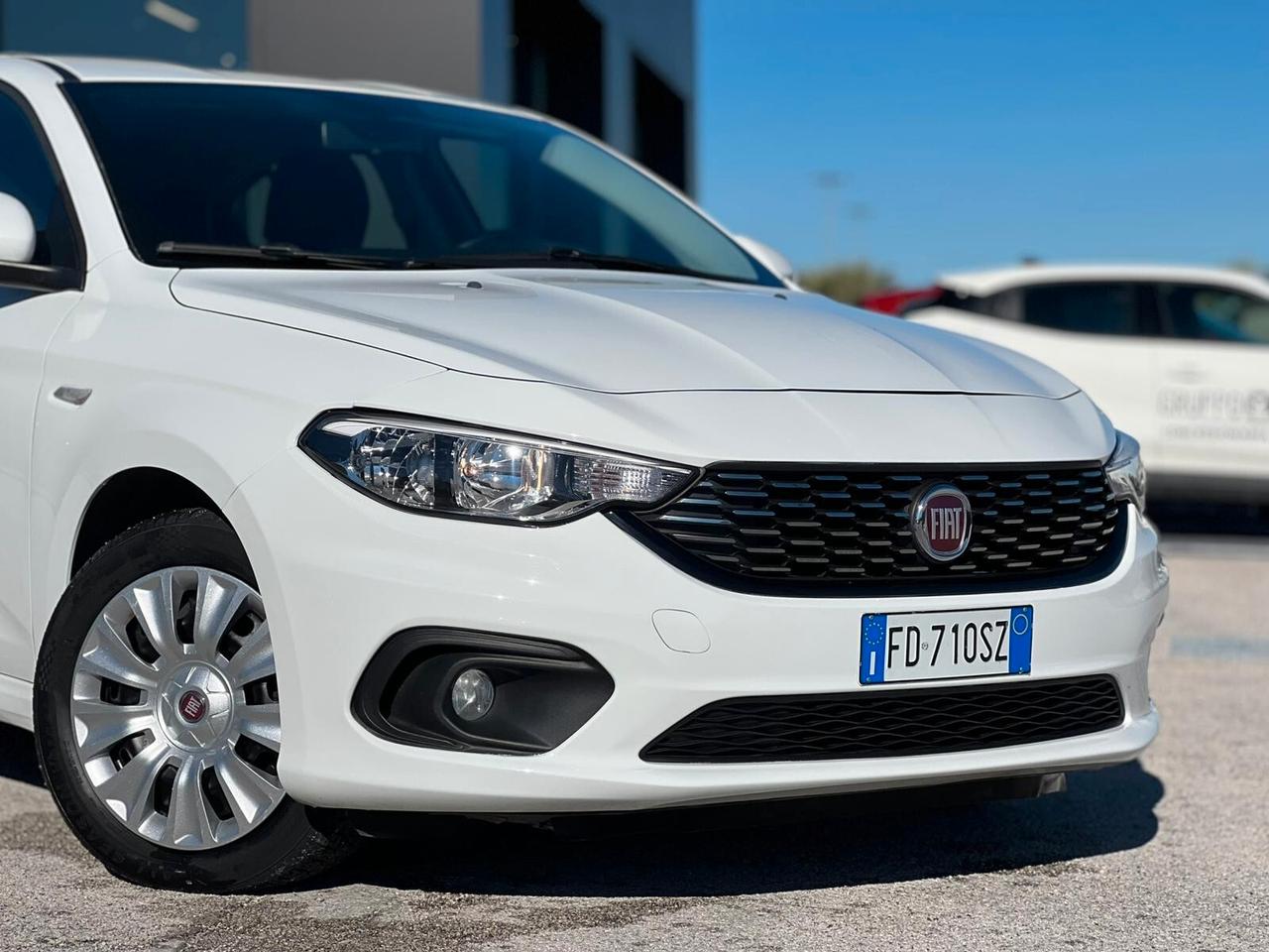 Fiat Tipo 1.6 Mjt S&S 5 porte Easy