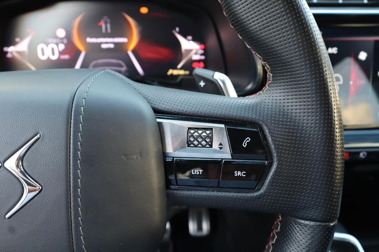 DS DS7 1.5cc BlueHDi 130cv Auto. PERFORMANCE LINE +