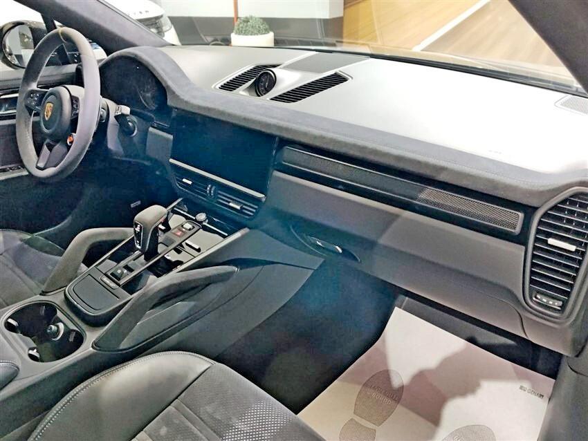 Porsche Cayenne Coupé 4.0 Turbo GT