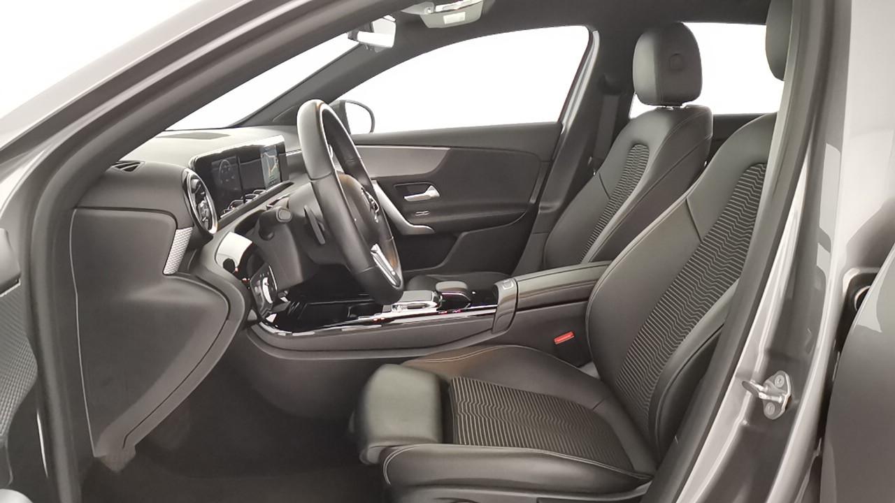 Mercedes-Benz Classe A - W177 2018 - A 180 d Sport auto