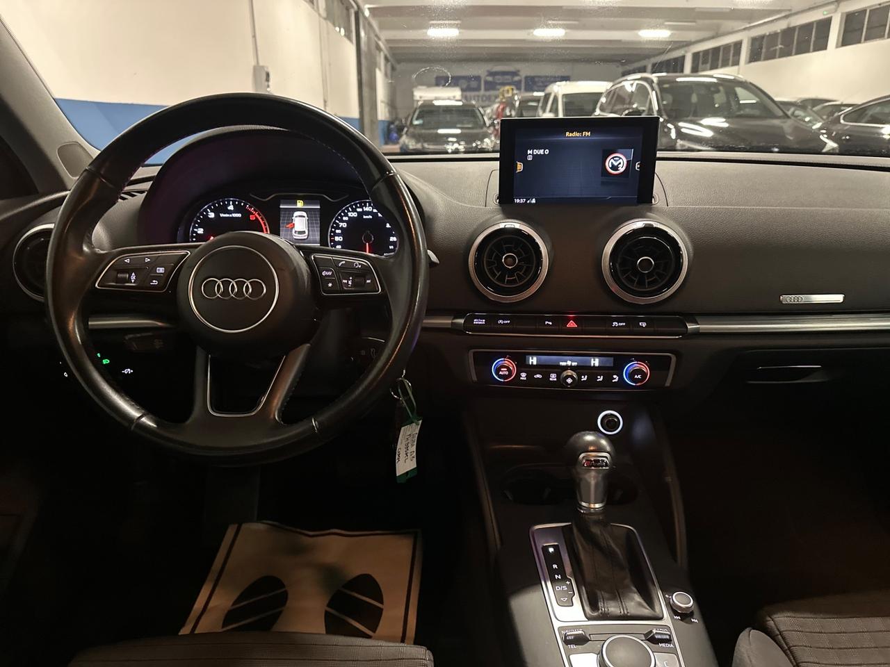Audi A3 SPB 2.0 TDI S tronic Business/okneopatenti/2017