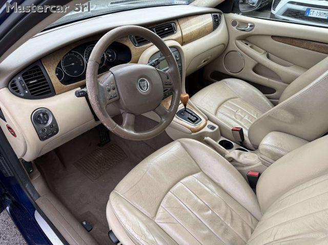 JAGUAR X-Type X-Type Berlina 3.0 V6 Executive CN991GX