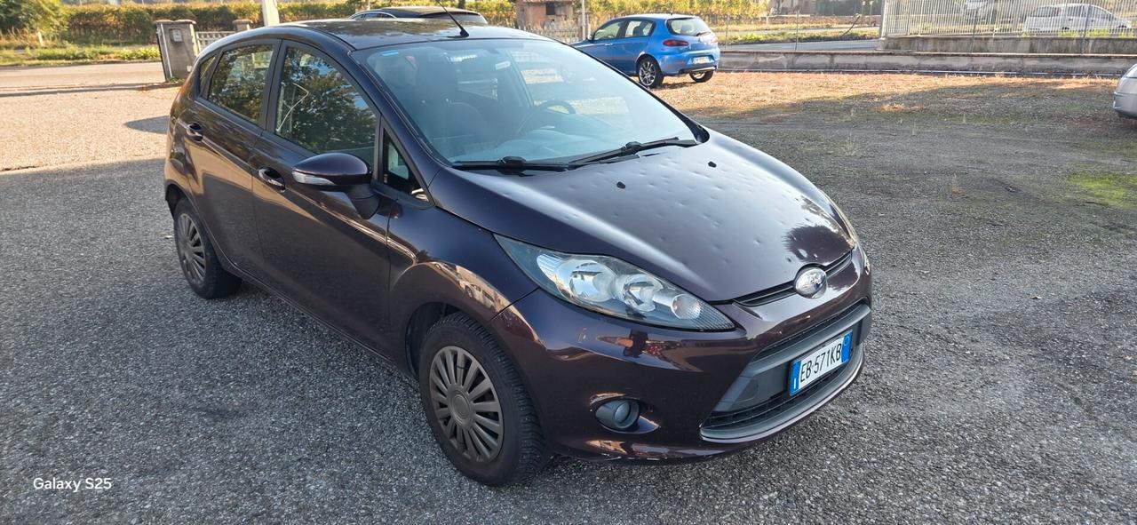 Ford Fiesta 1.4 5 porte Bz.- GPL Titanium