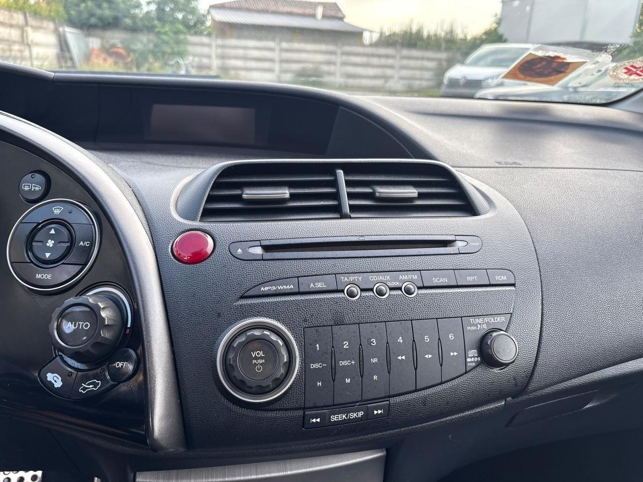 Honda Civic 1.4 i-DSi 5p. Elegance LE