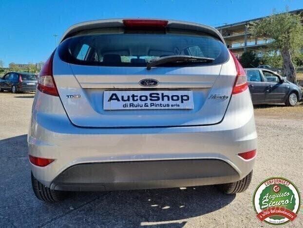 FORD Fiesta 1.6 TDCi 95 CV 5p. Titanium