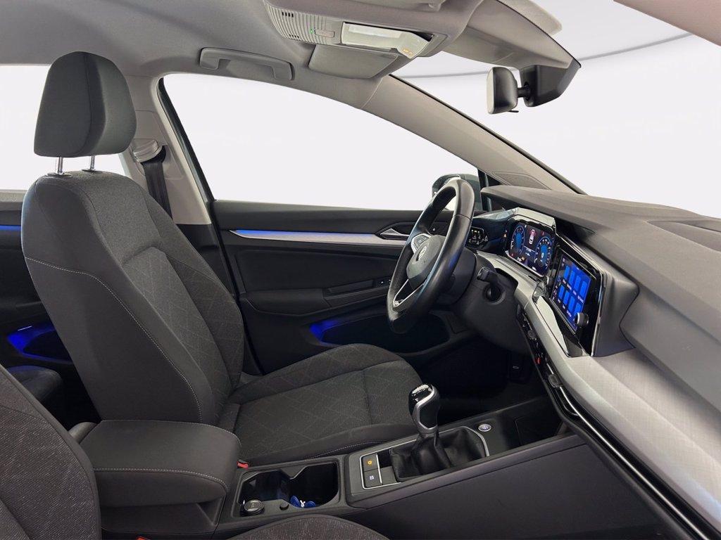 VOLKSWAGEN Golf 1.5 tsi evo life 130cv del 2020