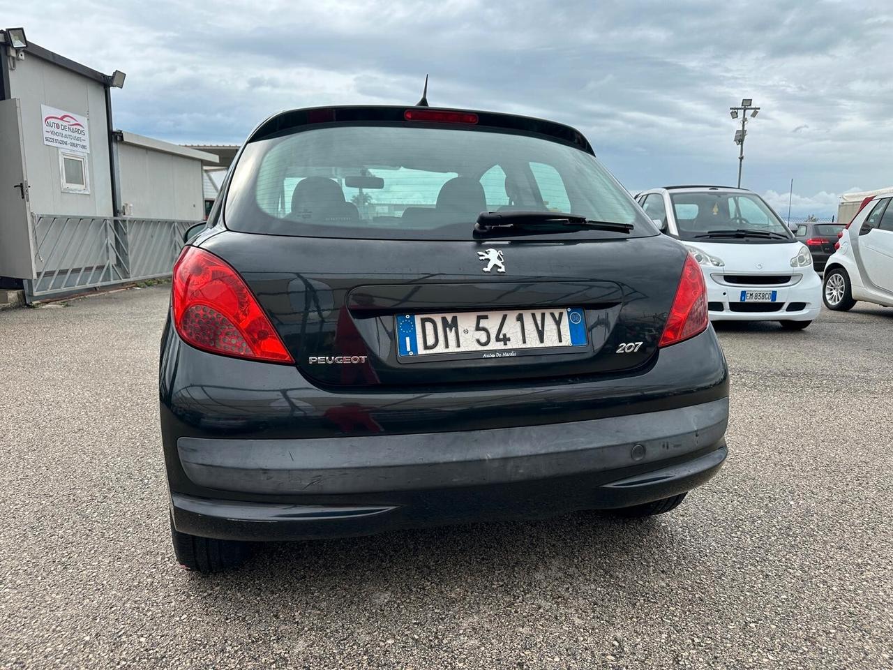 Peugeot 207 1.4 Benzina Anche Neopatentati