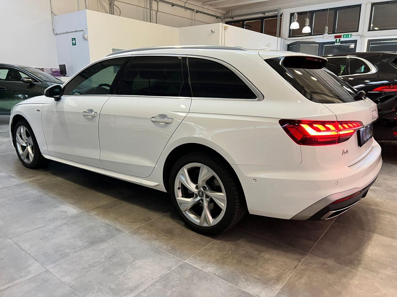 Audi A4 Avant 40 g-tron S tronic line edition