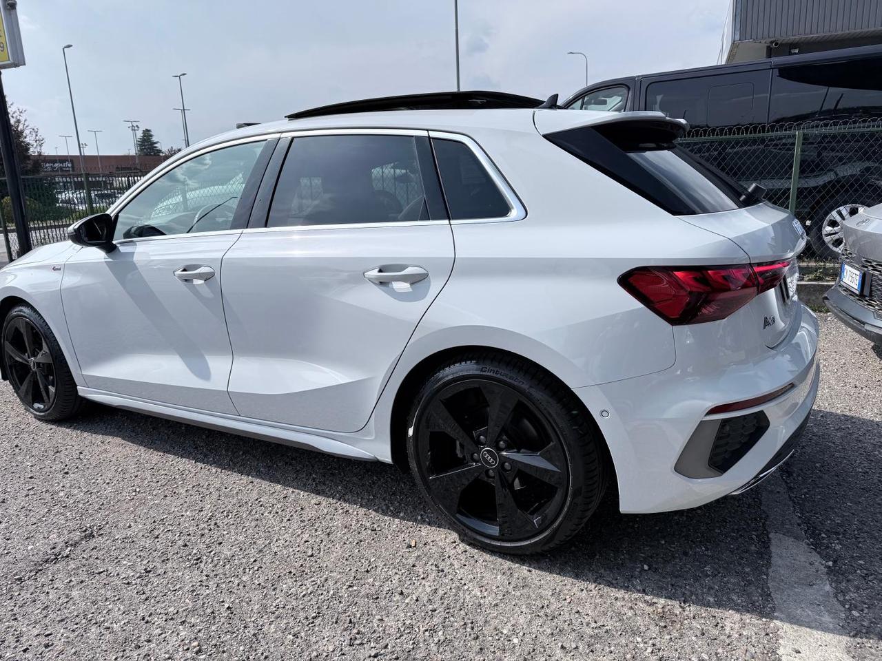 Audi A3 Sportback 35 2.0 tdi S line Edition s-tronic