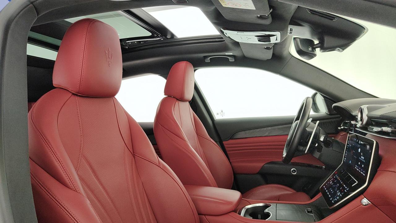 MASERATI Grecale 2.0 mhev Modena 330cv auto