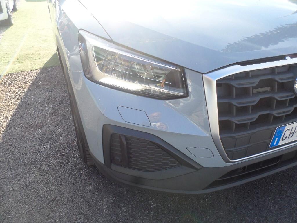 Audi Q2 35 TDI quattro S tronic Business Plus