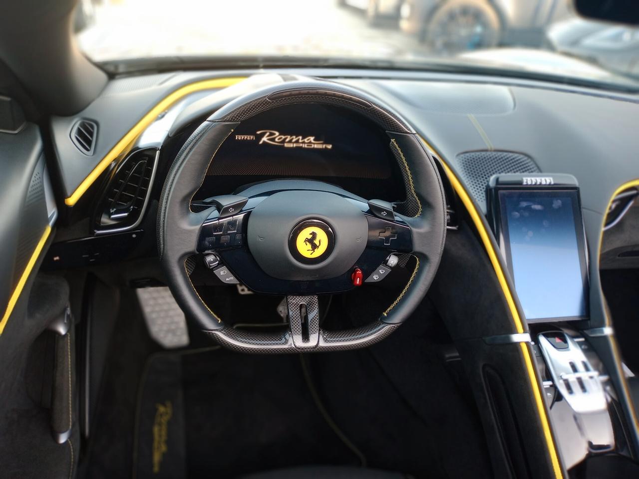Ferrari Roma Spider VALUTIAMO PERMUTE