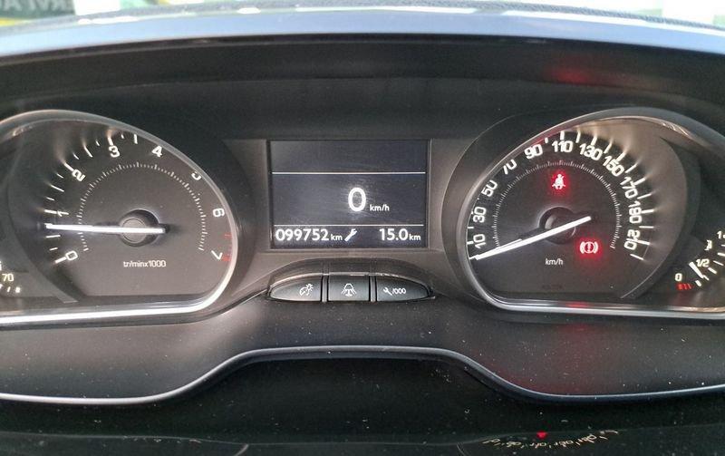 Peugeot 208 1.2 VTi 82 CV 5 porte Allure