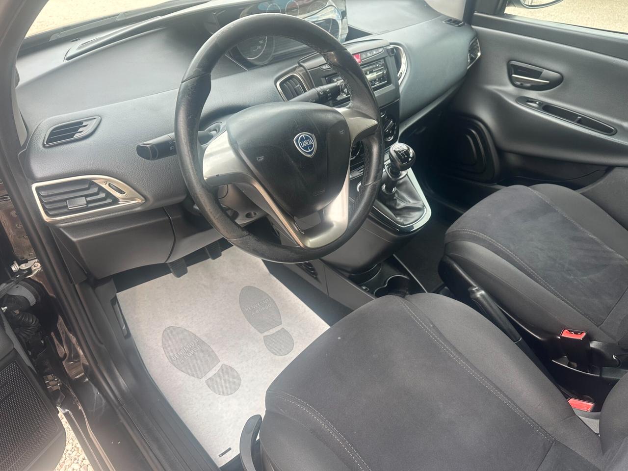 Lancia Ypsilon 1.2 69 CV 5 porte GPL Ecochic Gold