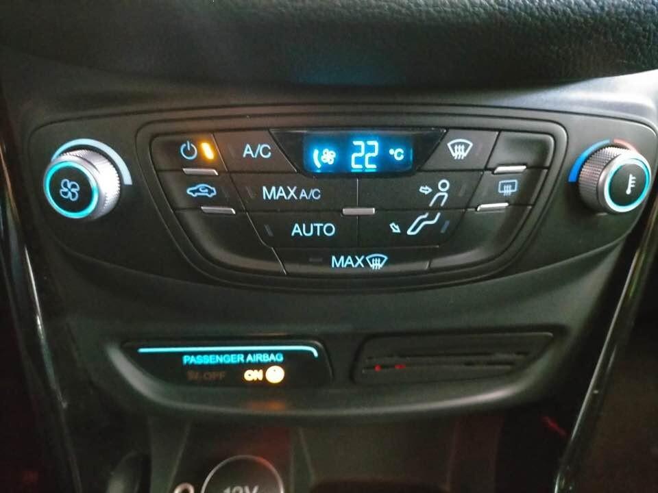 FORD B-MAX 1.0 ecobost Titanium UNIC. PROPR.