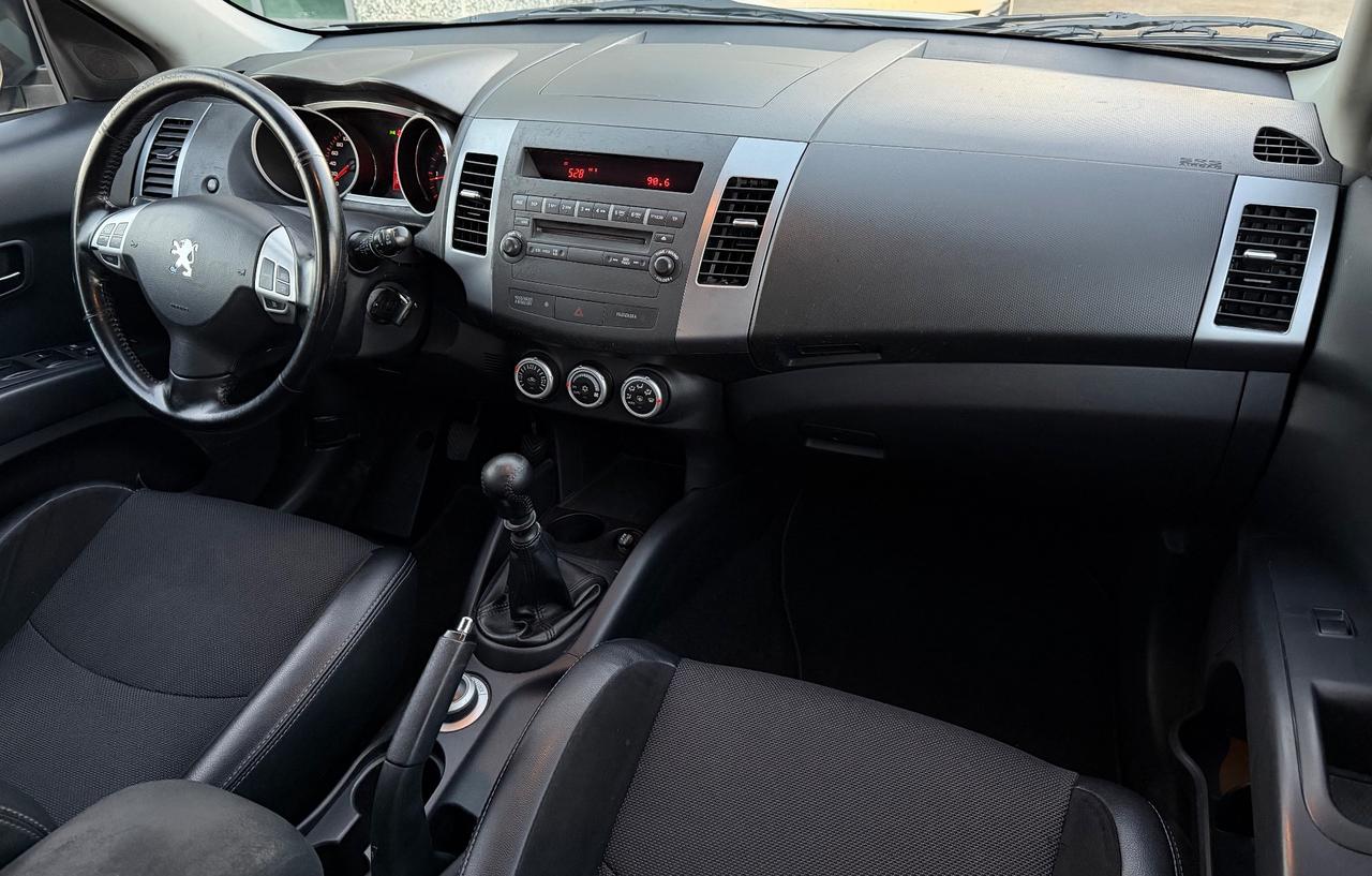 Peugeot 4007 2.2 HDi 156CV Tecno