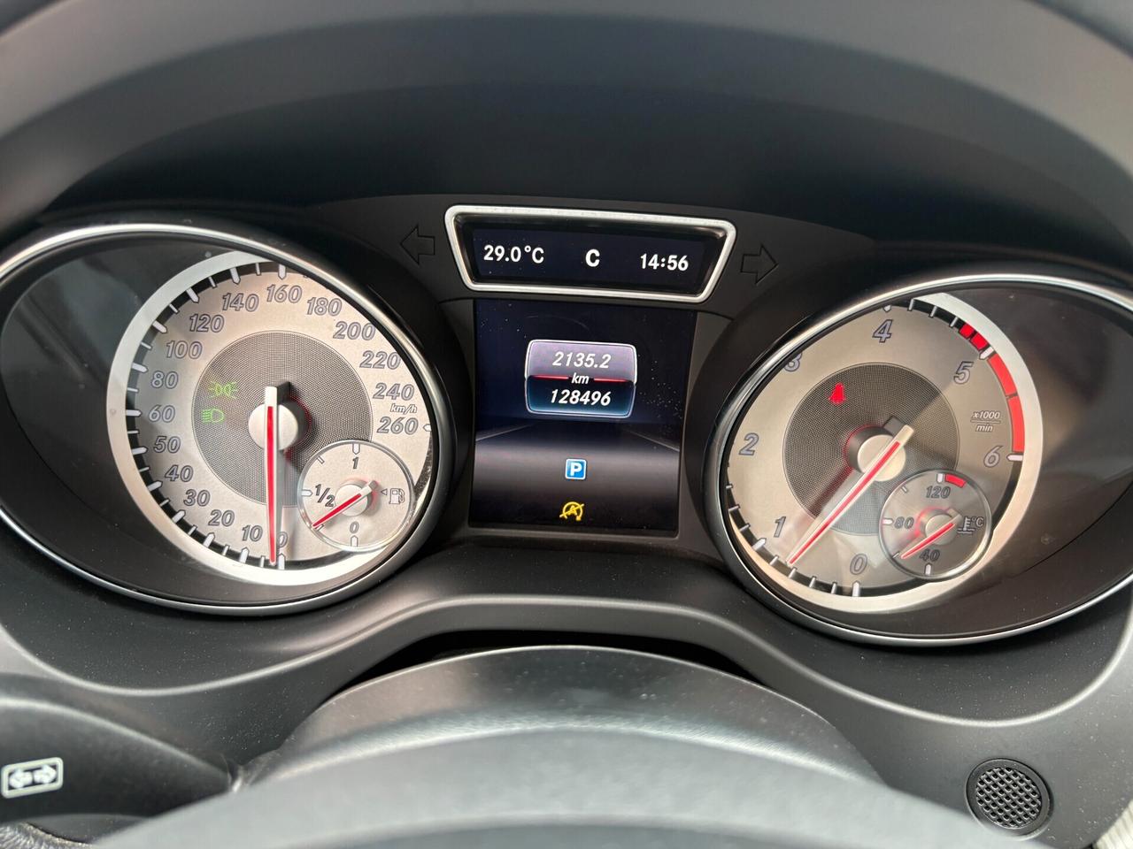 Mercedes CLA 200d Shooting Brake - Sport