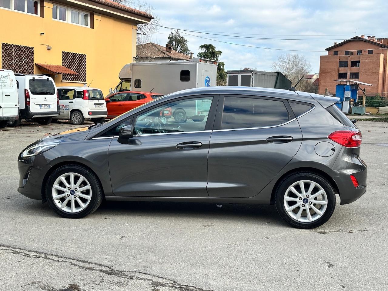 Ford Fiesta 1.5 EcoBlue 5 porte Vignale