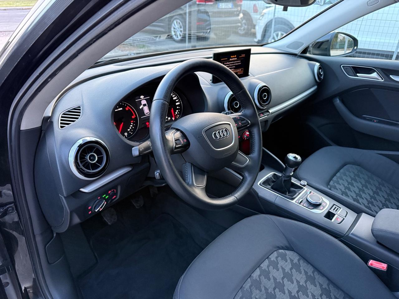 Audi A3 Sportback 1.6 tdi Ambition 110cv