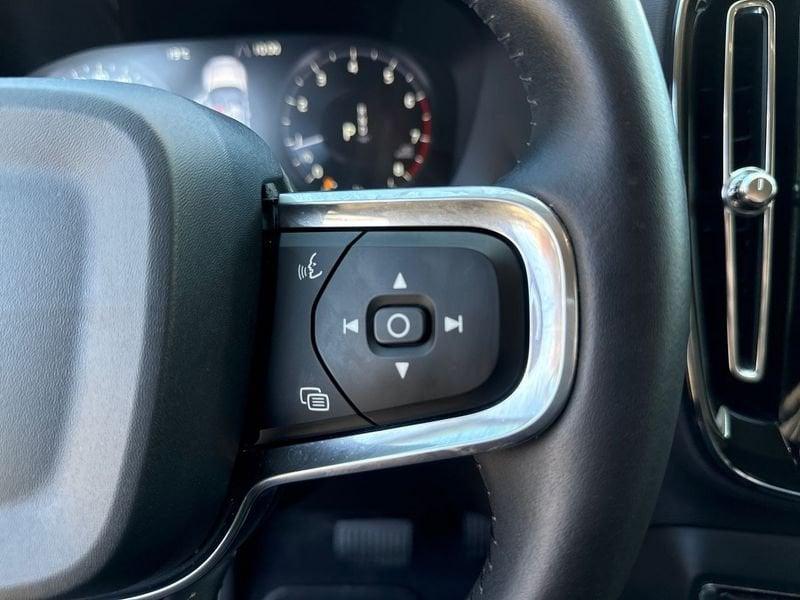 Volvo XC40 2.0 t4 Momentum geartronic my20