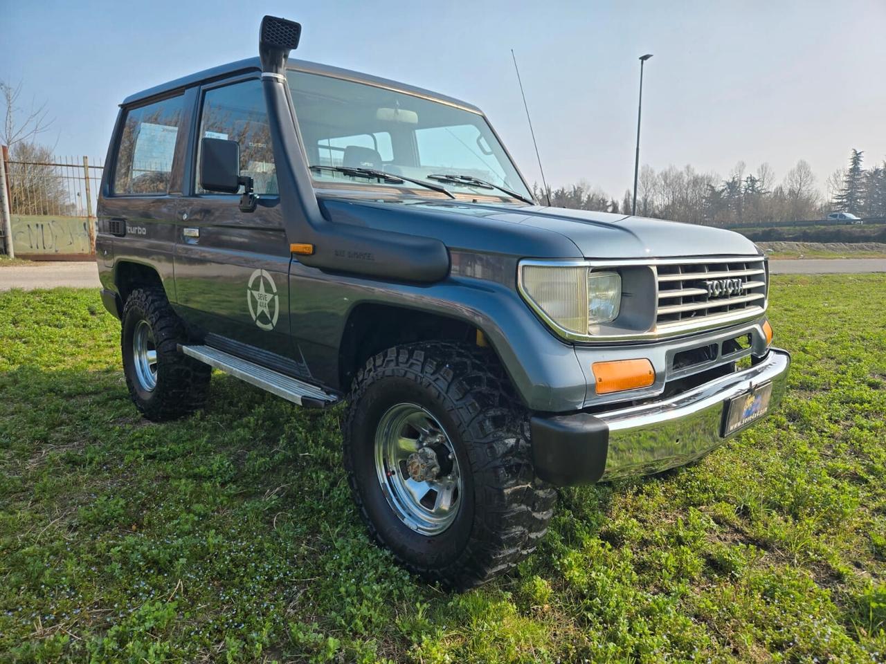 Toyota Land Cruiser II 2.4 turbodiesel SW LJ70 "CINESINO"