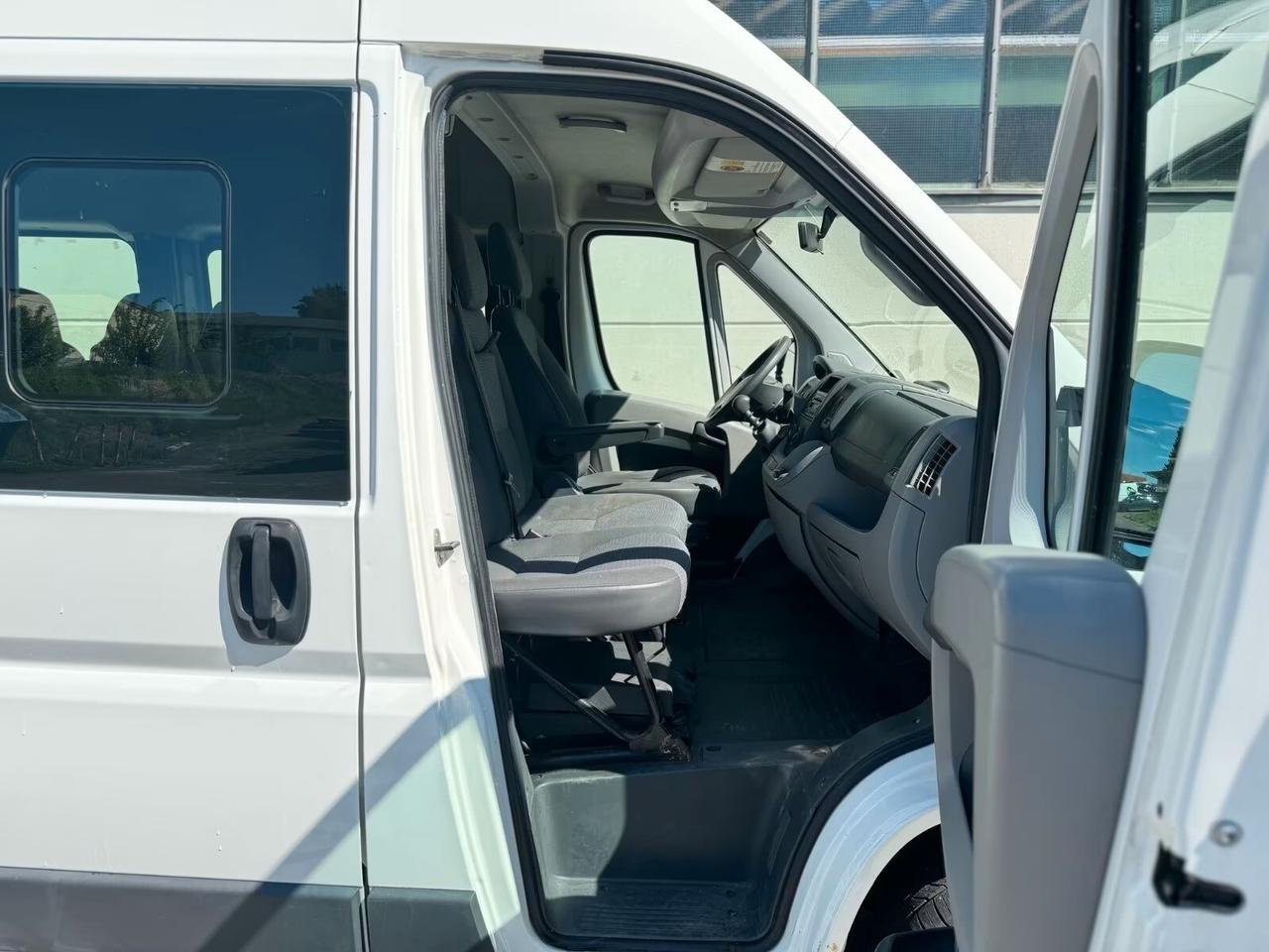 Peugeot Boxer 333 3.0 HDi/160CV PM-TM Combi Comfort 9 posti