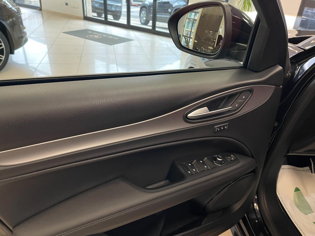 Alfa Romeo Stelvio Veloce 2.2 Q4 210cv