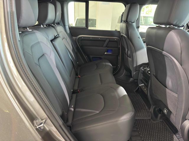 LAND ROVER Defender 110 3.0D I6 200 CV AWD Auto X-Dynamic SE