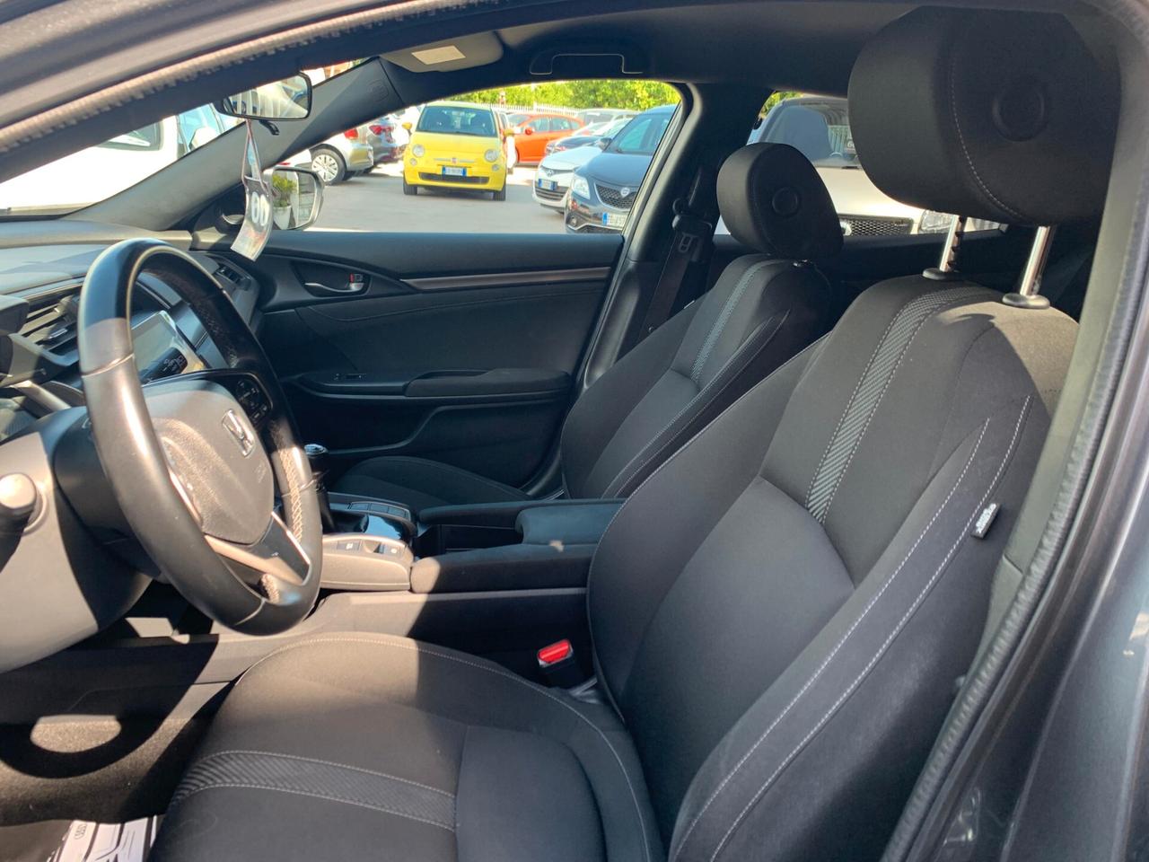 Honda Civic 1.6 5 porte Elegance Navi