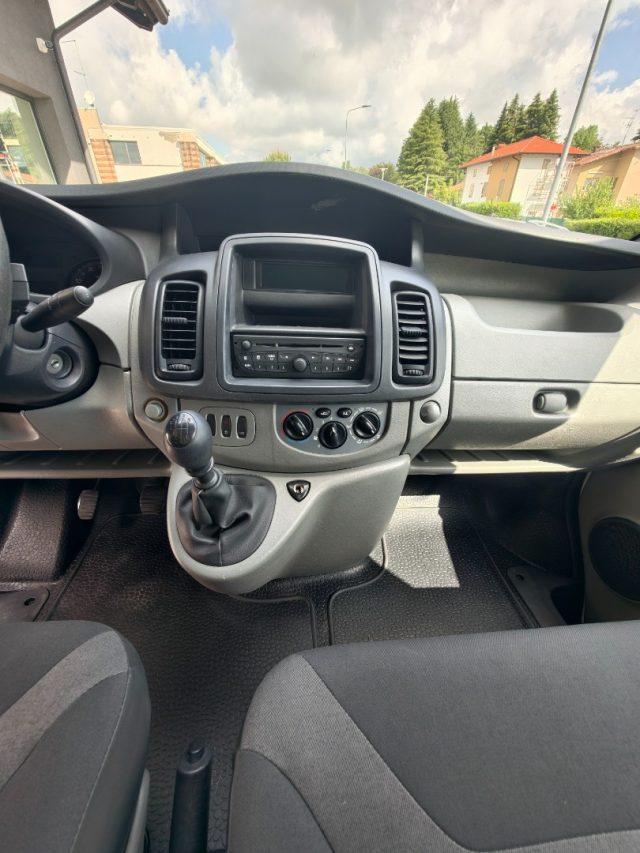 RENAULT Trafic T27 2.0 dCi/115 PC-TN Furgone 3posti