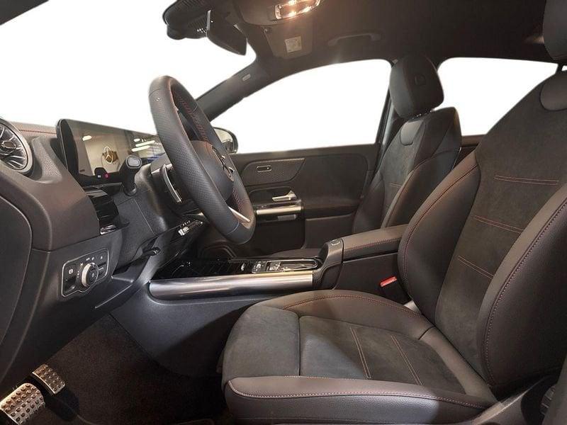 Mercedes-Benz EQA 300 AMG Line Advanced 4matic KM0