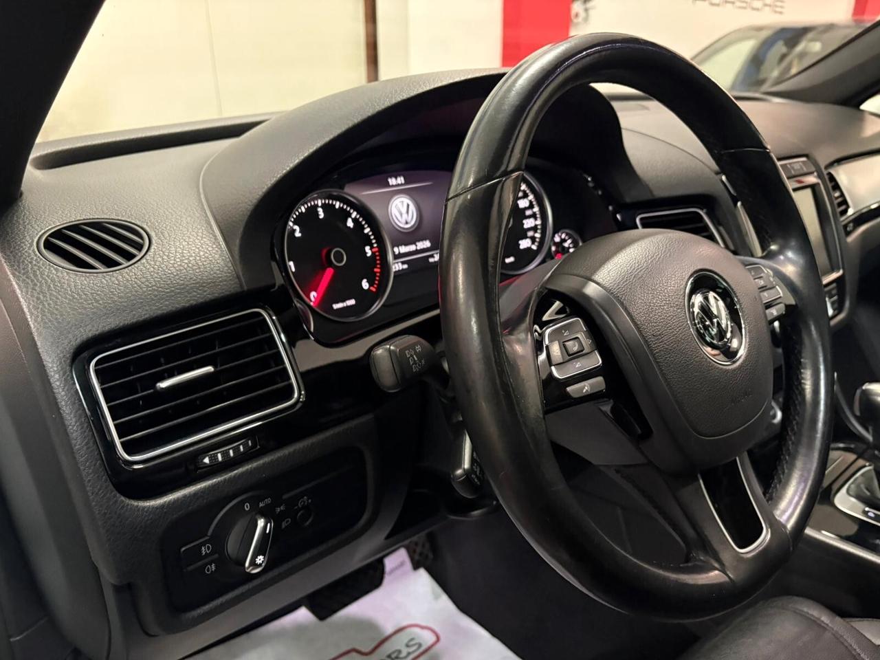 Volkswagen Touareg 3.0 TDI 204 CV tiptronic BlueMotion Techn. Executive