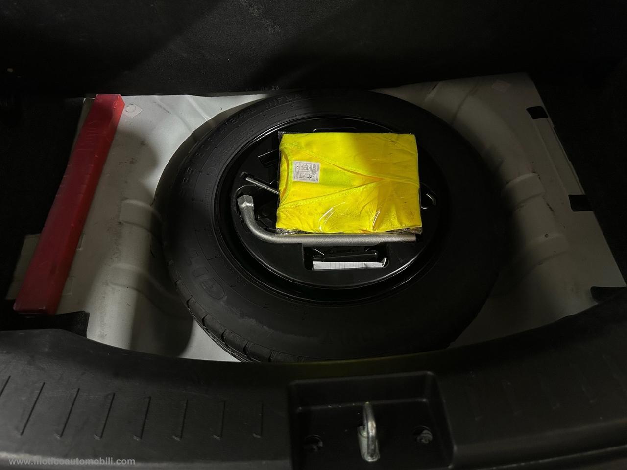 LANCIA Ypsilon 1.0 FireFly 5p.S&S Hybryd Gold TELECAMERA - MODELLO 2023