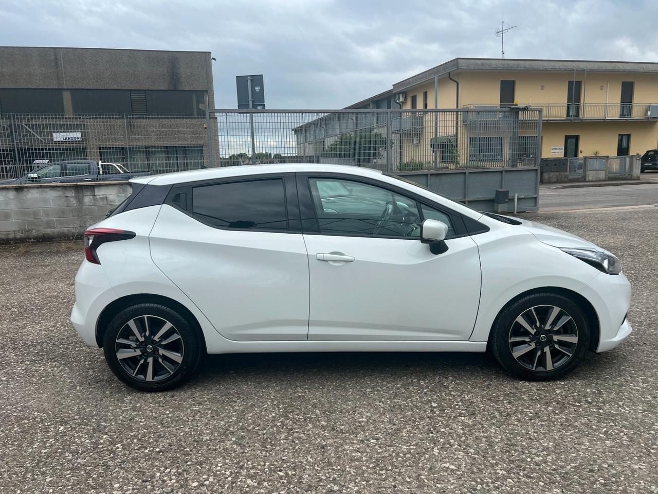 Nissan Micra 0.9 IG-T 12V 5 porte N-Connecta
