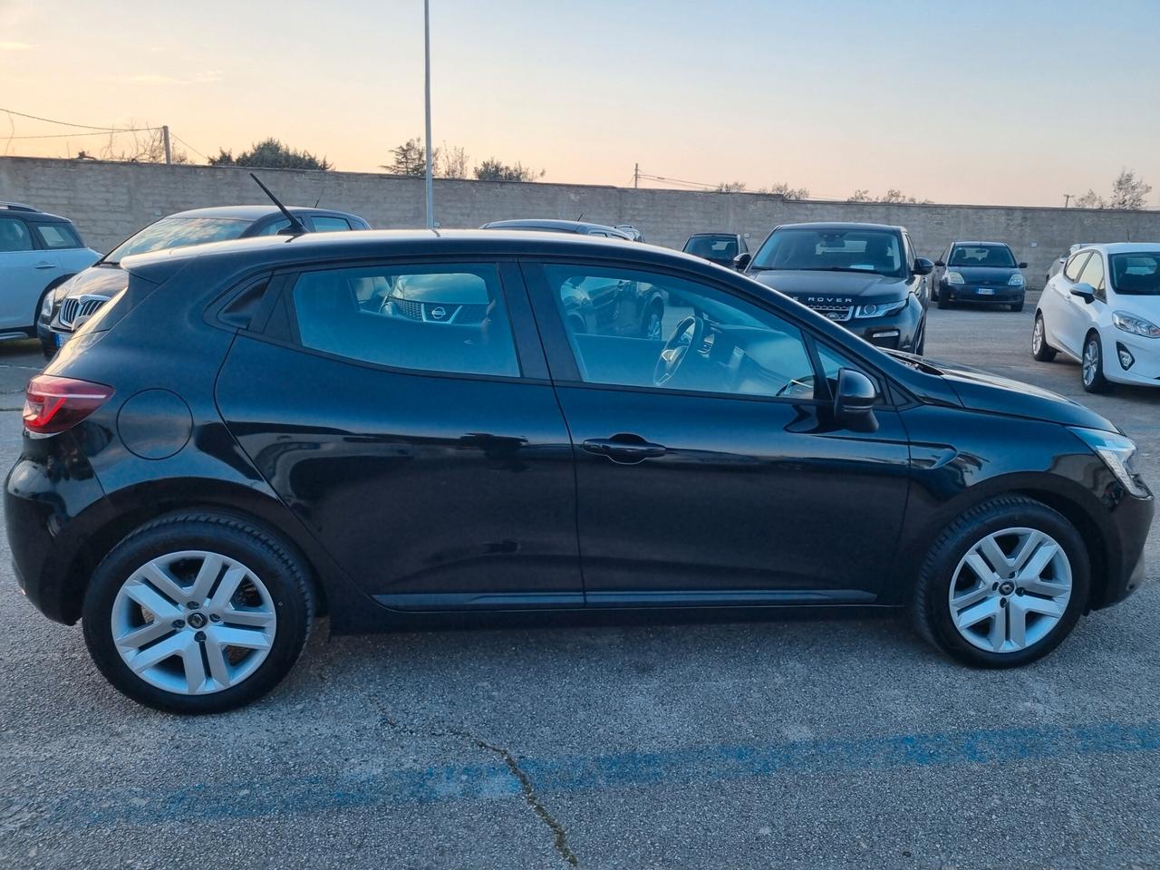 Renault Clio TCe 90 CV 5/PORTE FULL LED/NAVI