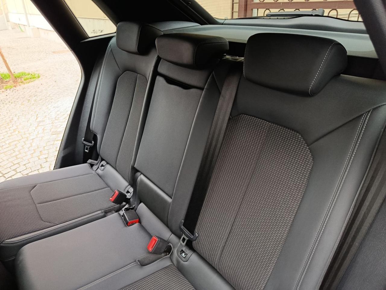 Audi Q3 S Line 2.0 35 TDI #8385