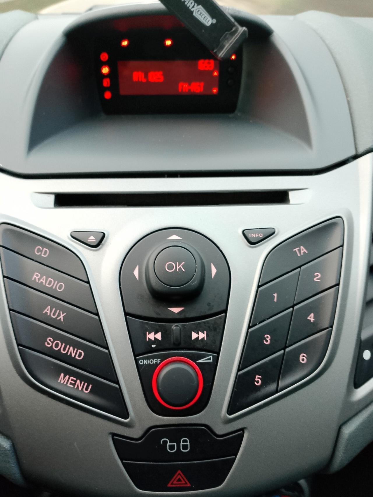 Ford Fiesta 1.4 TDCi 5p. Ghia