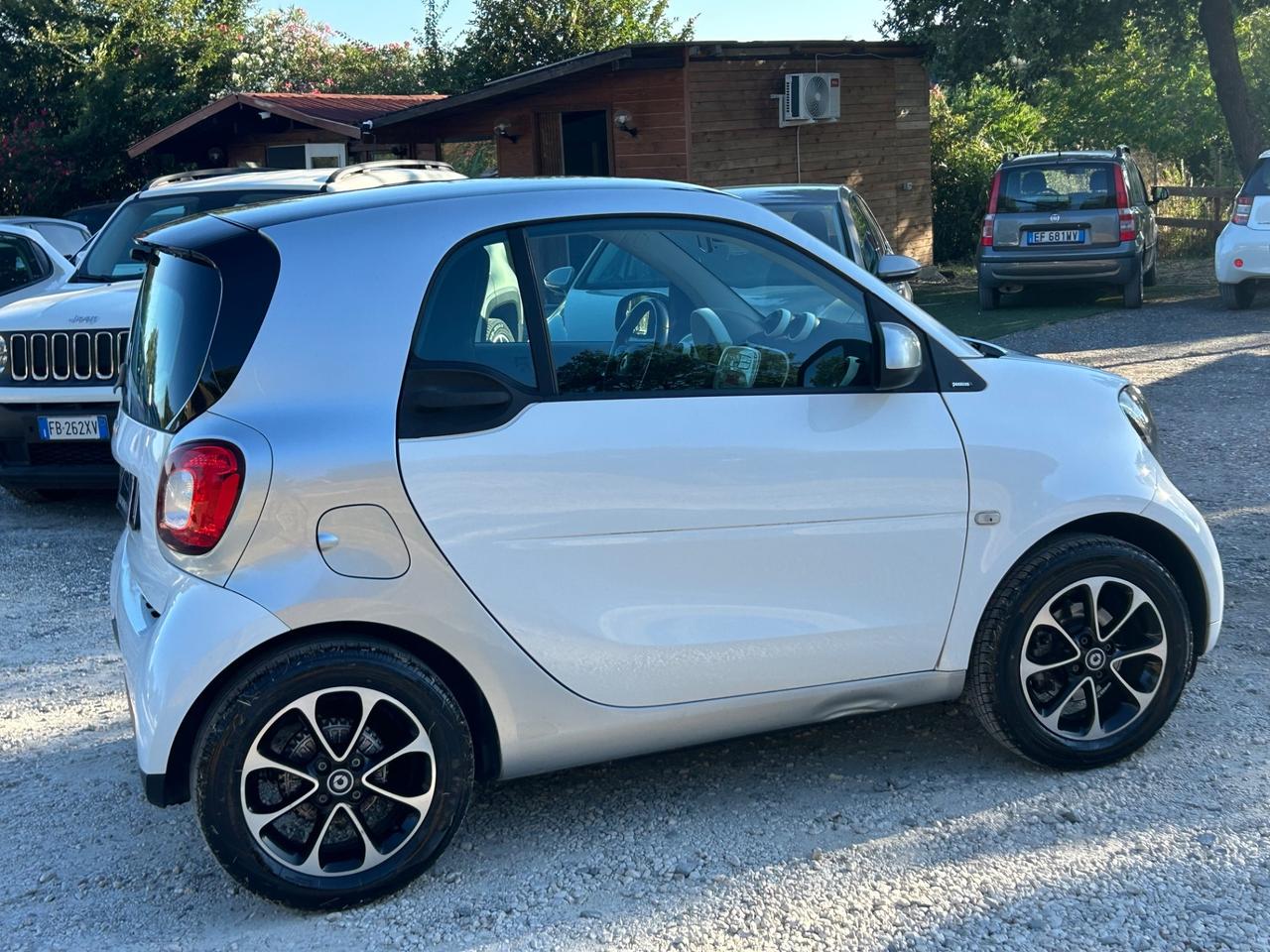 Smart ForTwo 70 1.0 twinamic Prime neopatentati permute