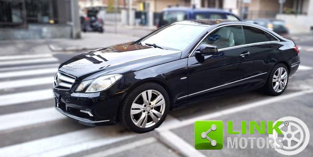 MERCEDES-BENZ E 220 CDI Coupé BlueEFFICIENCY Avantgarde